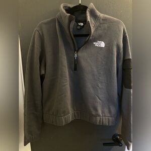 Women’s Gray North Face Sweatshirt